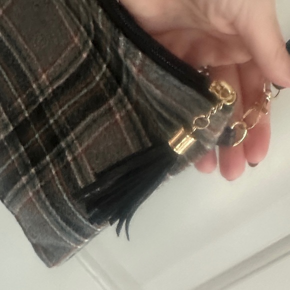 Plaid Crossbody Bag - Black and Gray - Picture 3 of 7